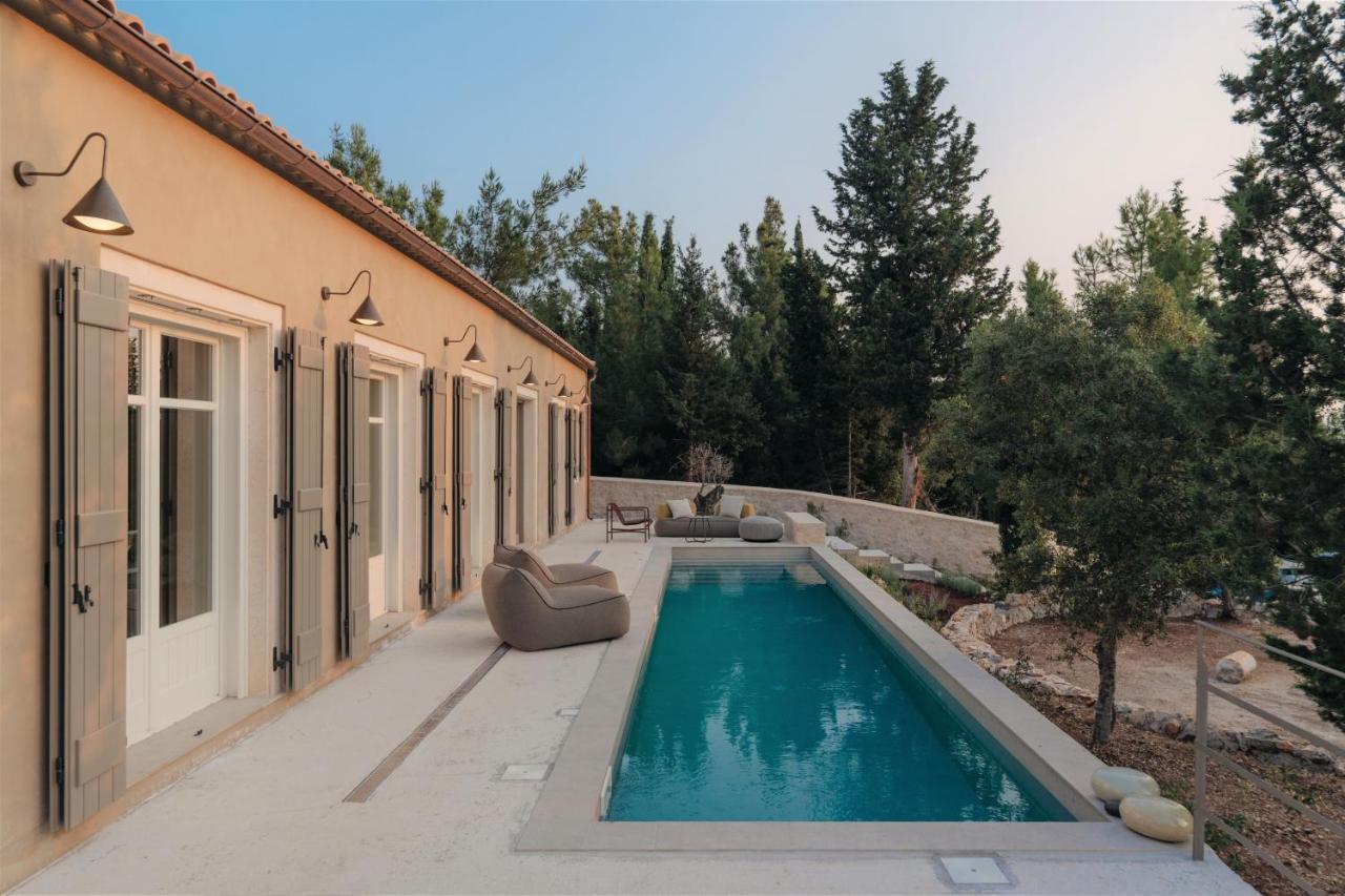 F Topia Villas Fiskardo Exterior photo